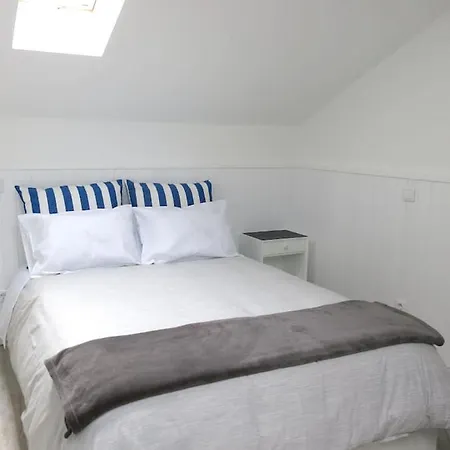 Apartament One Bedroom At 500 M Away From The With Wifi *
